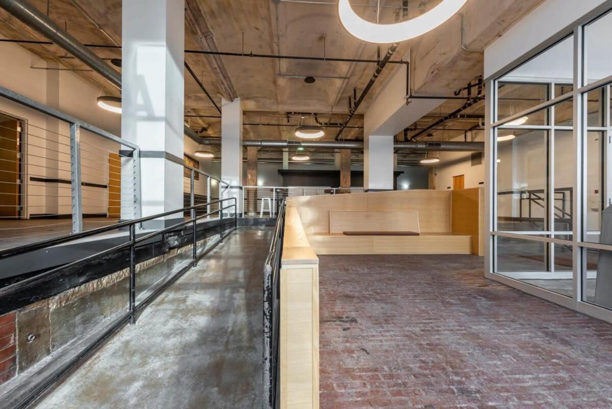 3Br Luxury Historic Loft With Gym By Envitae Канзас-Сити Экстерьер фото
