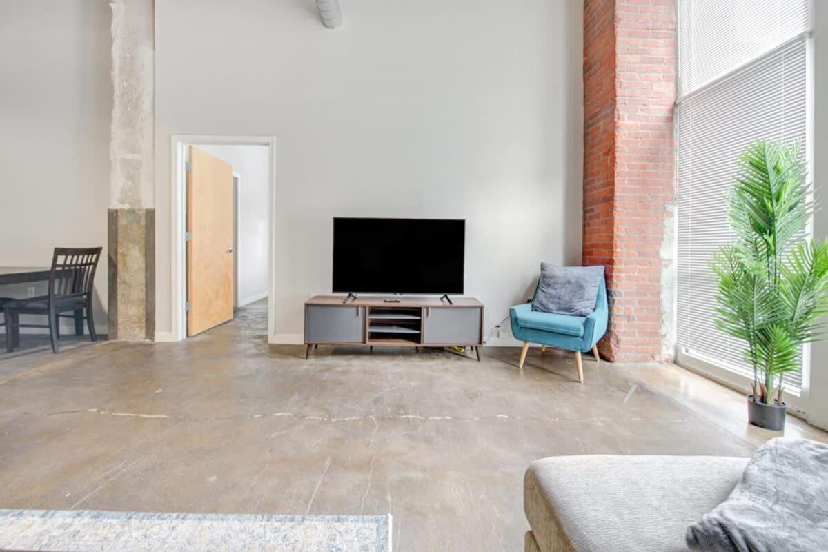 3Br Luxury Historic Loft With Gym By Envitae Канзас-Сити Экстерьер фото